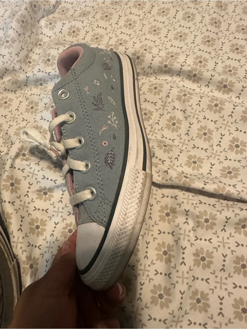 Converse Kids Low Top Sneakers - Blue with Pink Trim